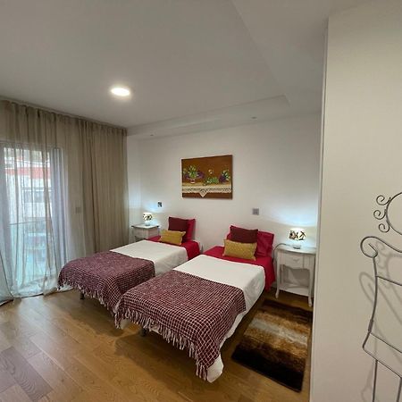 Carreira Residence Funchal  Buitenkant foto