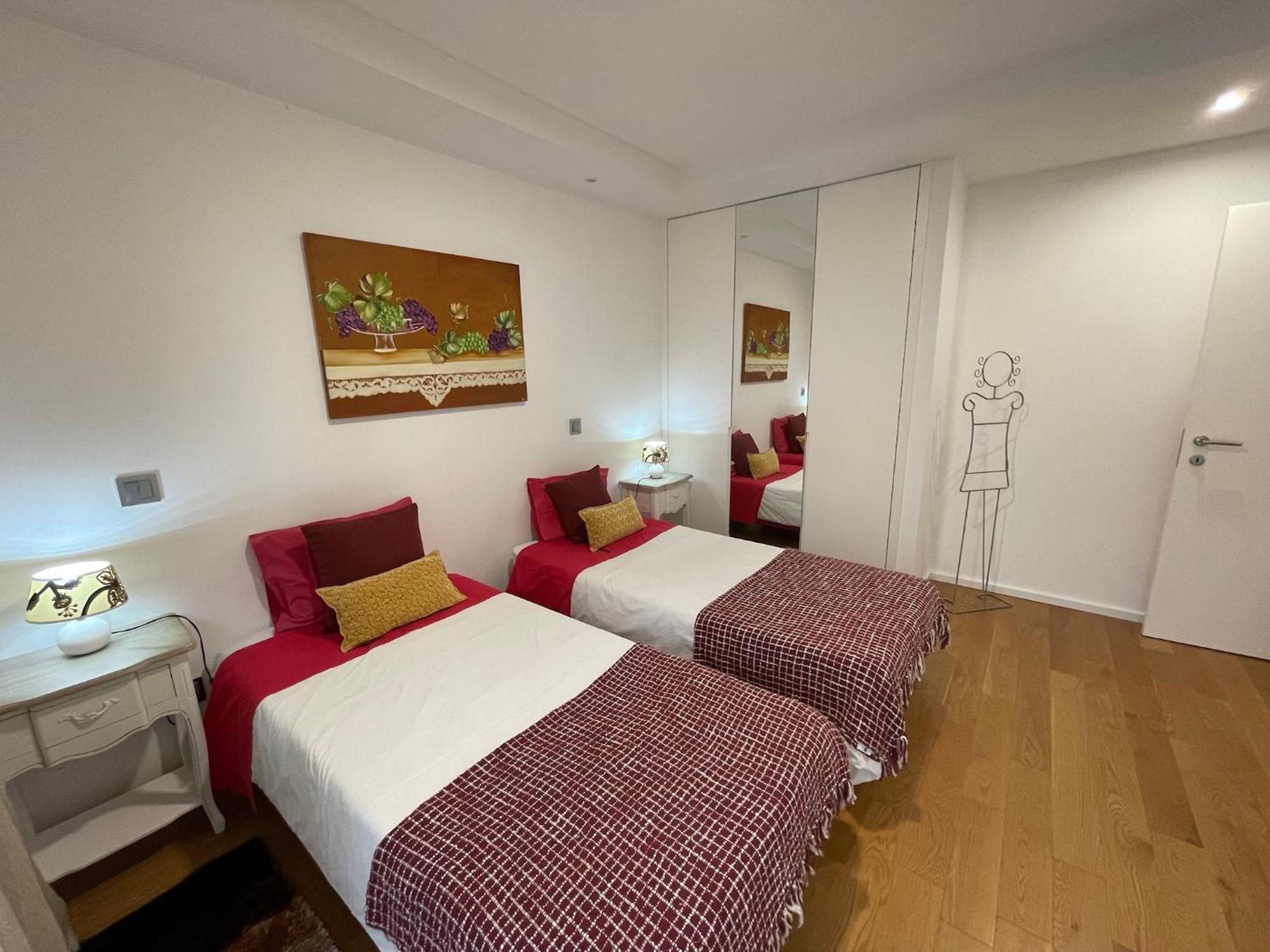 Carreira Residence Funchal  Buitenkant foto