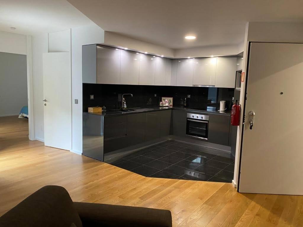 Carreira Residence Funchal  Buitenkant foto