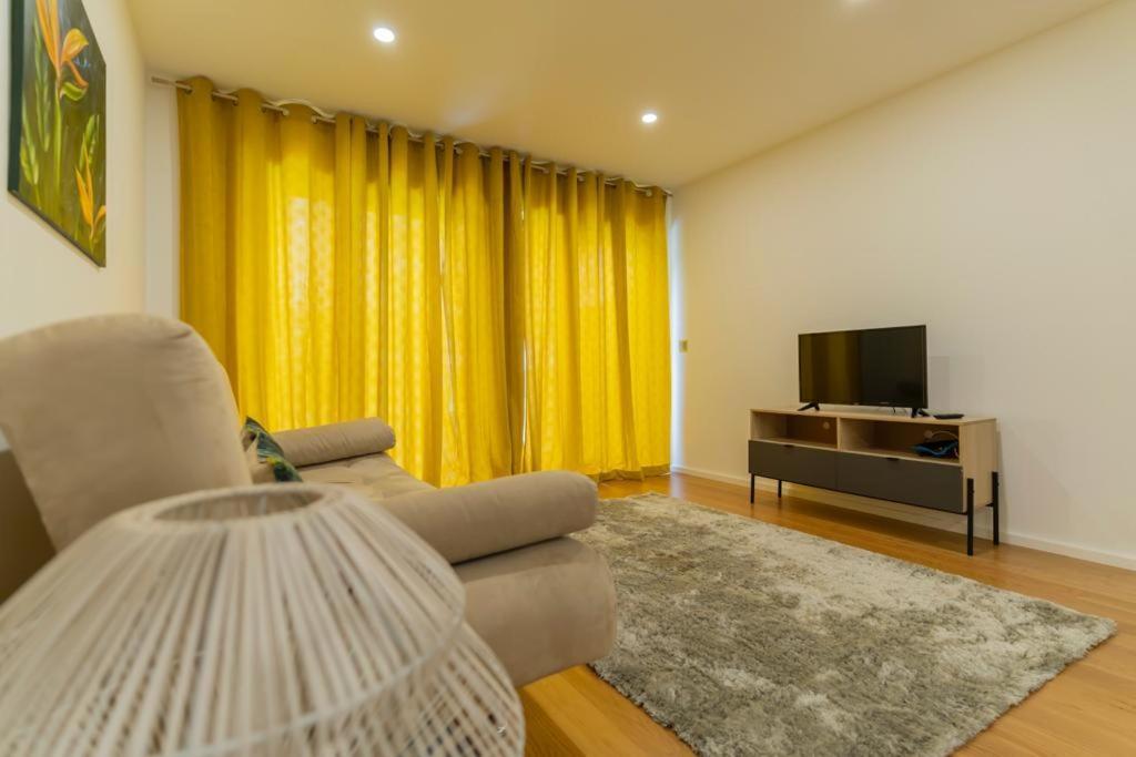 Carreira Residence Funchal  Buitenkant foto